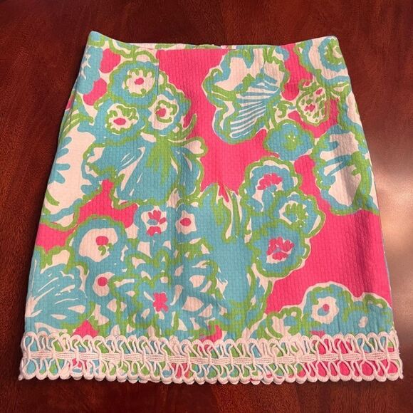 EUC Lilly Pulitzer Lavender Skirt in It's a Delicacy Size 0 - Picture 1 of 3